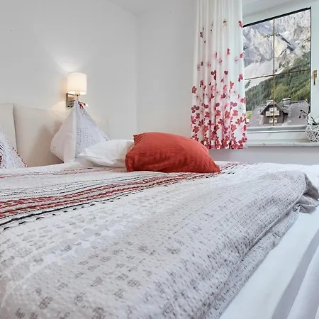 Апартаменты Gaestehaus Herma Рамзау